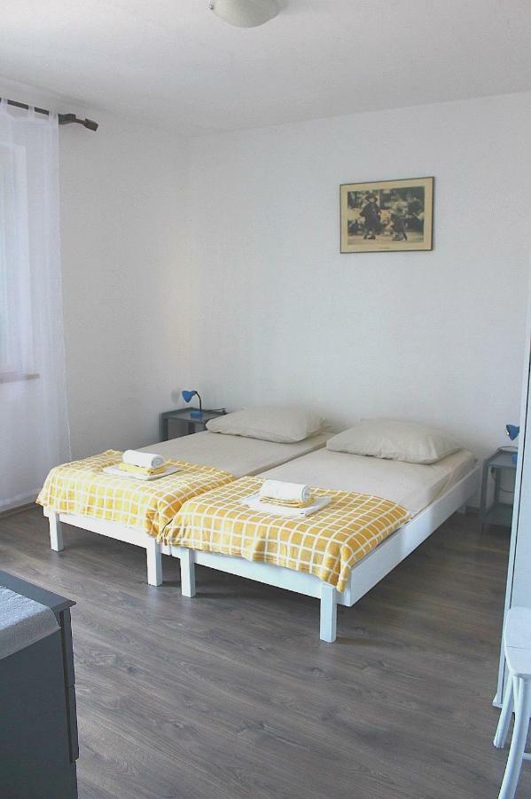 Apartments Markov Murter Exterior foto